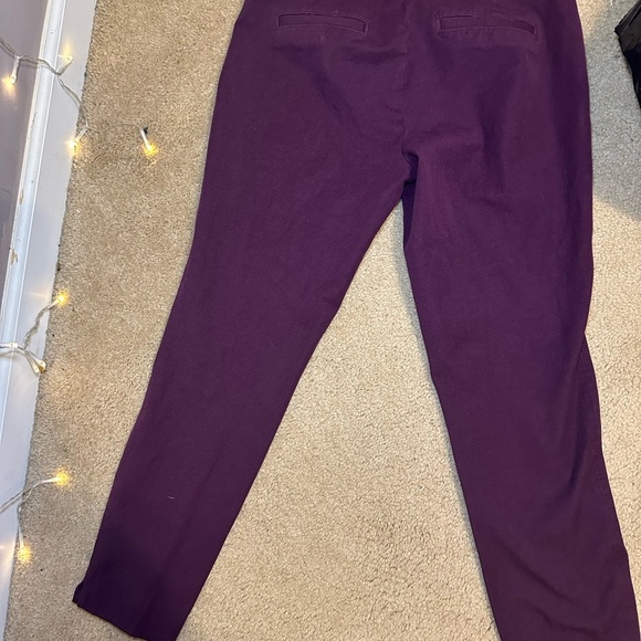 Banana Republic: Women size 6 Dress Pants Purple - Picture 2 of 4